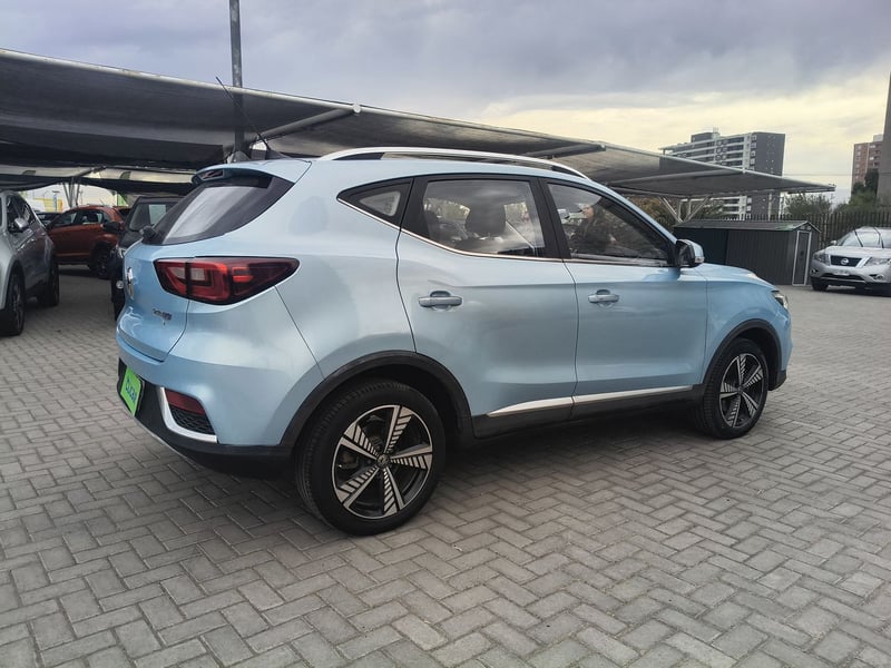 MG Mg Zs Ev Dlx 4x2 At 5p 2022 - Imagen 7 de 8