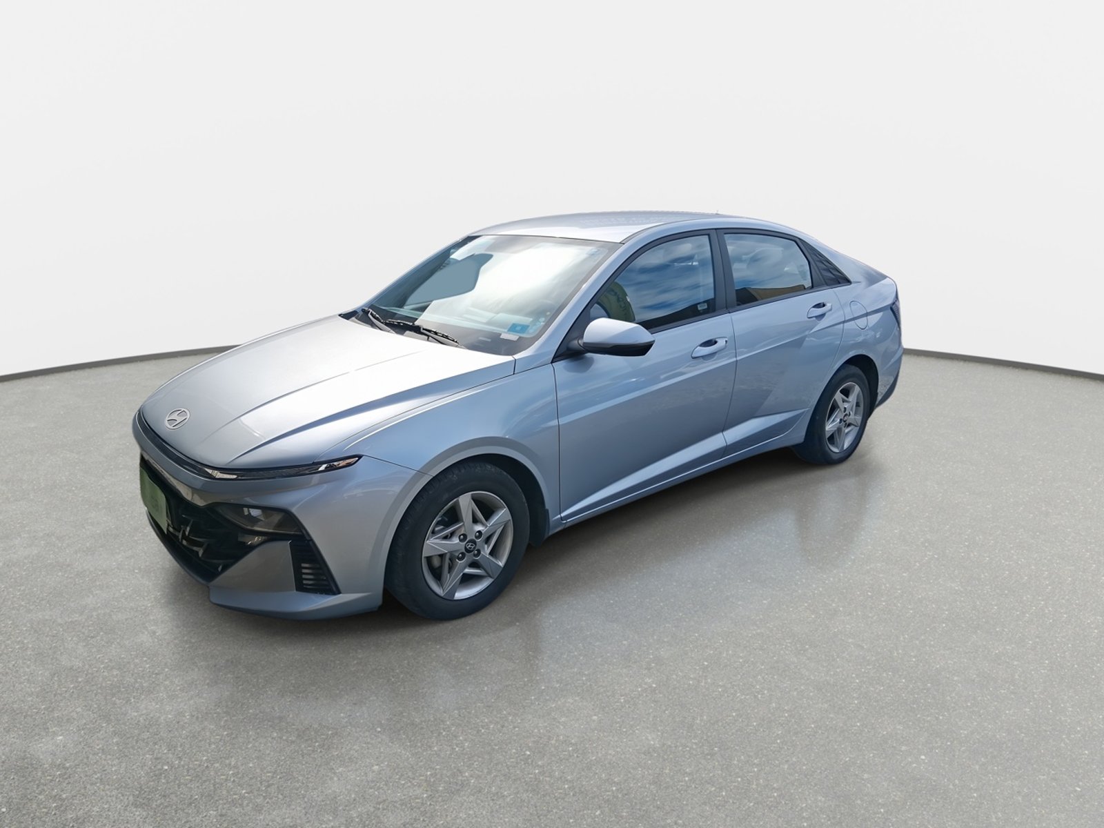 Hyundai Accent 1.5 Plus 4x2 At 4p 2025 - Foto 3 de 8
