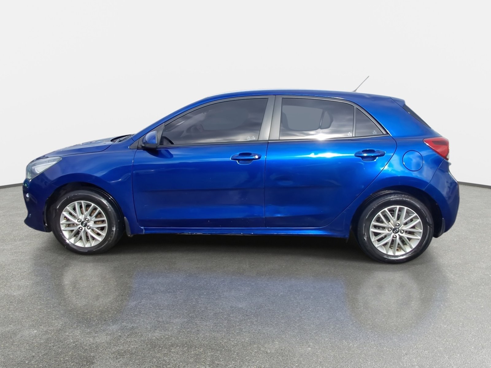 Kia Rio 5 1.4 Ex 4x2 Ac Ci 6mt 5p 2021 - Foto 4 de 8