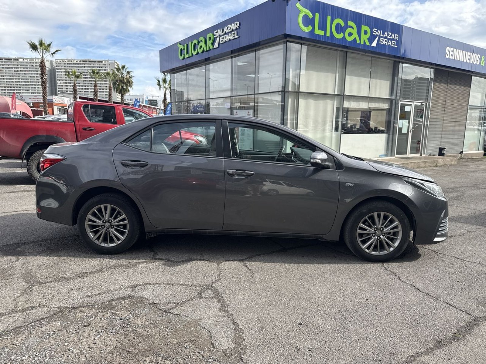 Toyota Corolla 1.8 Xli 4x2 Mt 4p 2018 - Imagen 8 de 8