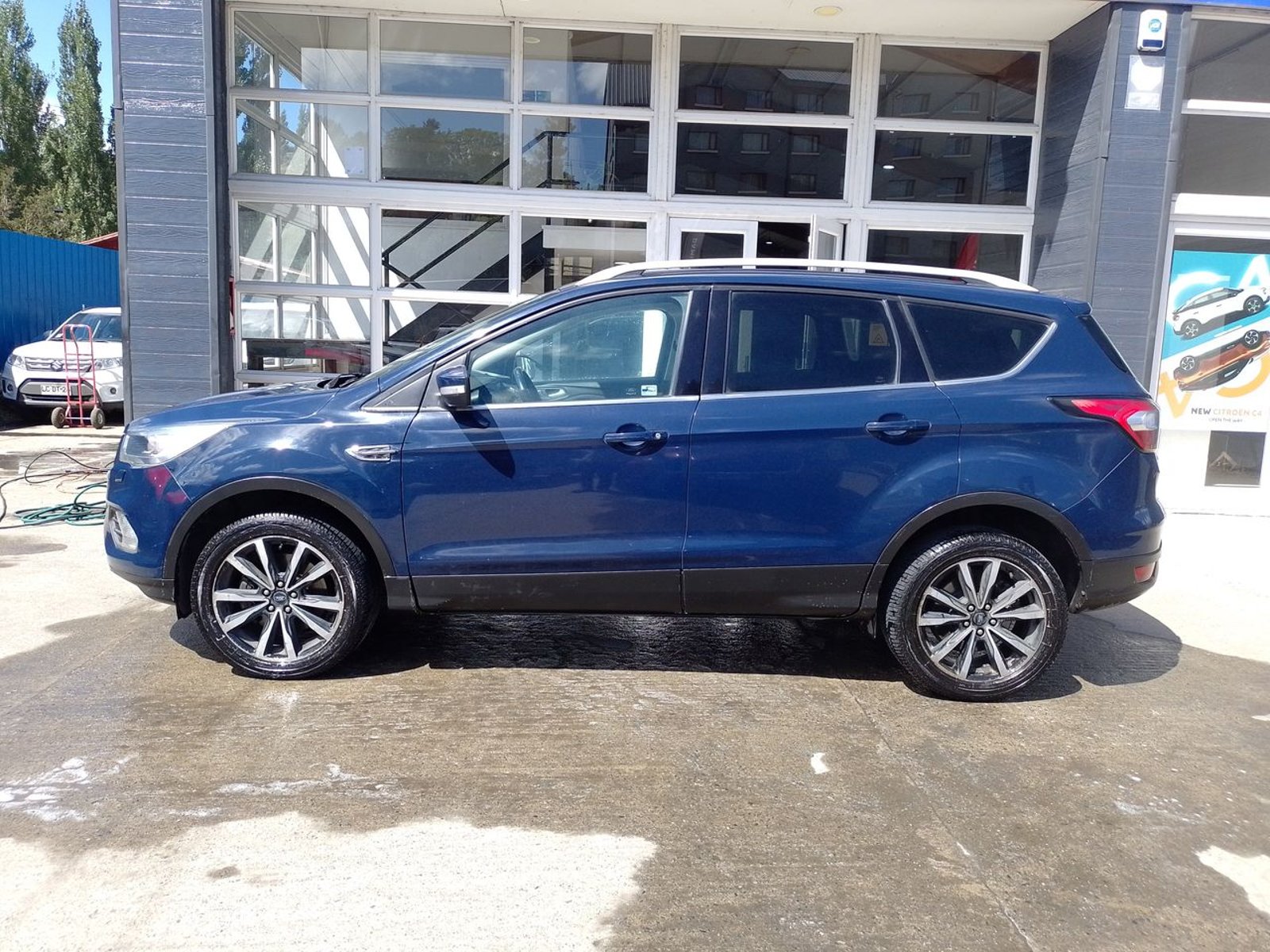 Ford Escape 2.0 Titanium Benc 4x4 At 5p 2020 - Imagen 4 de 8