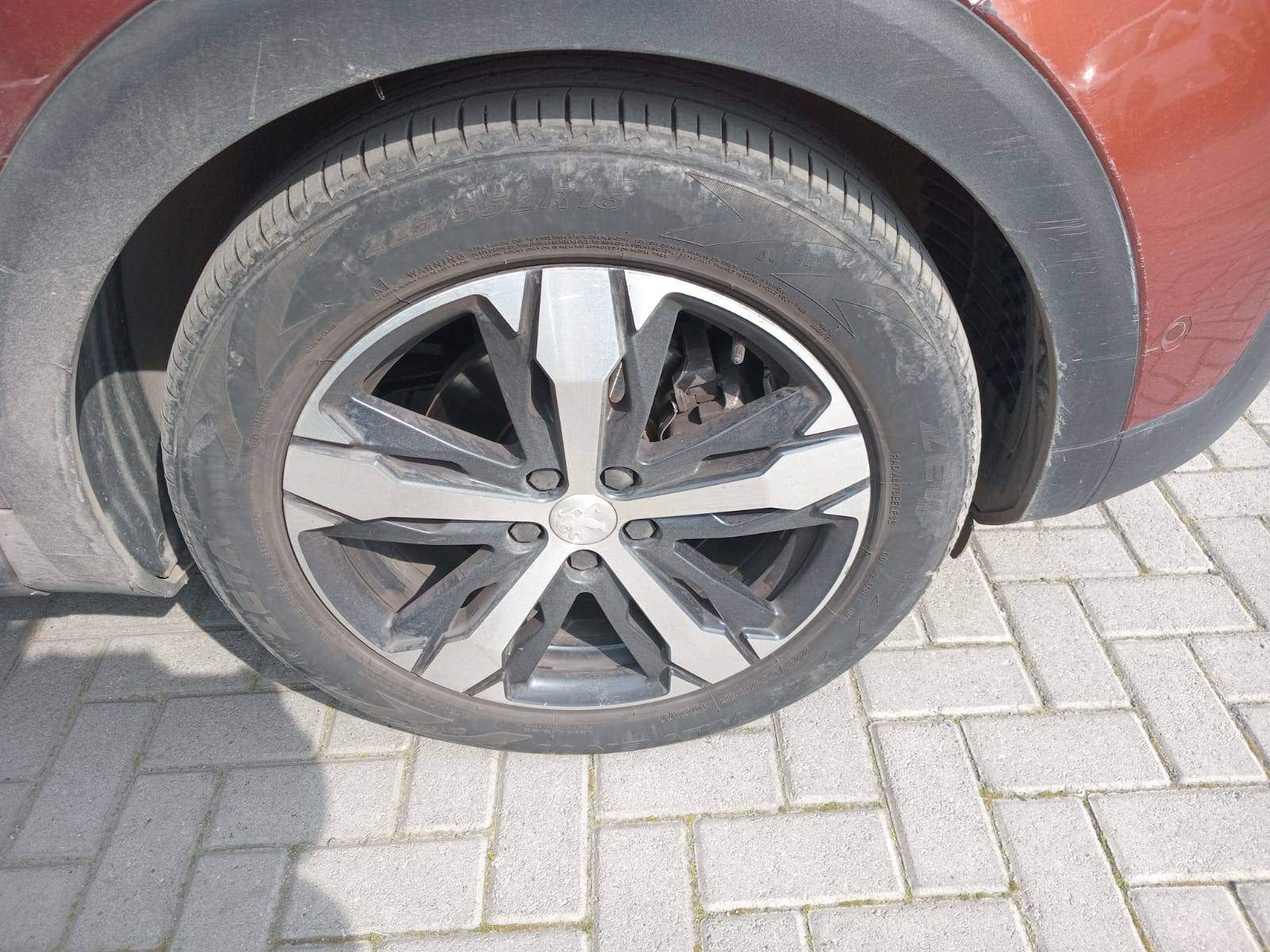Peugeot 3008 1.5 Gt Line Bluehdi Diesel 4x2 130hp Eat8 5p 2019 - Foto 5 de 5