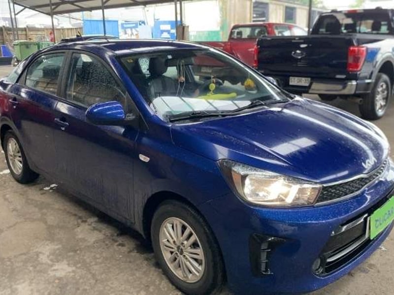 Kia Soluto 1.4 Lx 4x2 E6 Mt 4p 2025