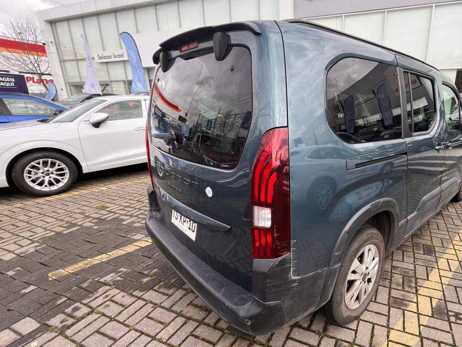 Peugeot Rifter 1.6 Allure Bluehdi Diesel 100hp 4x2 Mt6 5p 2025 - Foto 4 de 5