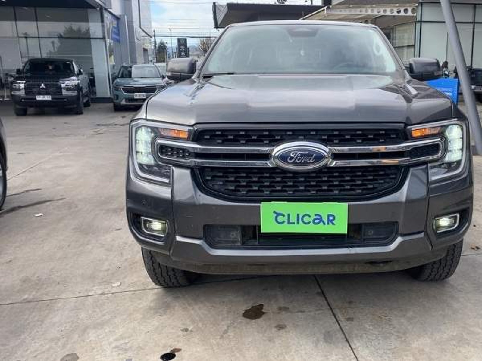 Ford Ranger 2.0 Xlt Diesel 4x4 Dob. Cab. At 4p 2024 - Foto 2 de 5