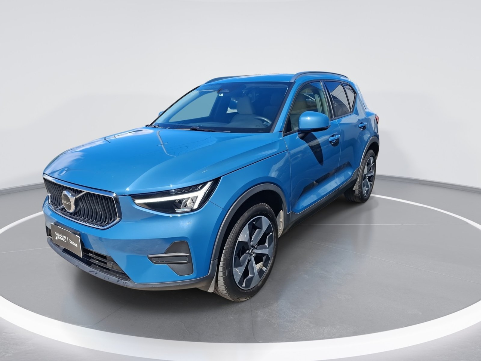 Volvo Xc40 2.0 B4 Plus Hibrido Fwd 4x2 At 5p 2025 - Foto 3 de 8