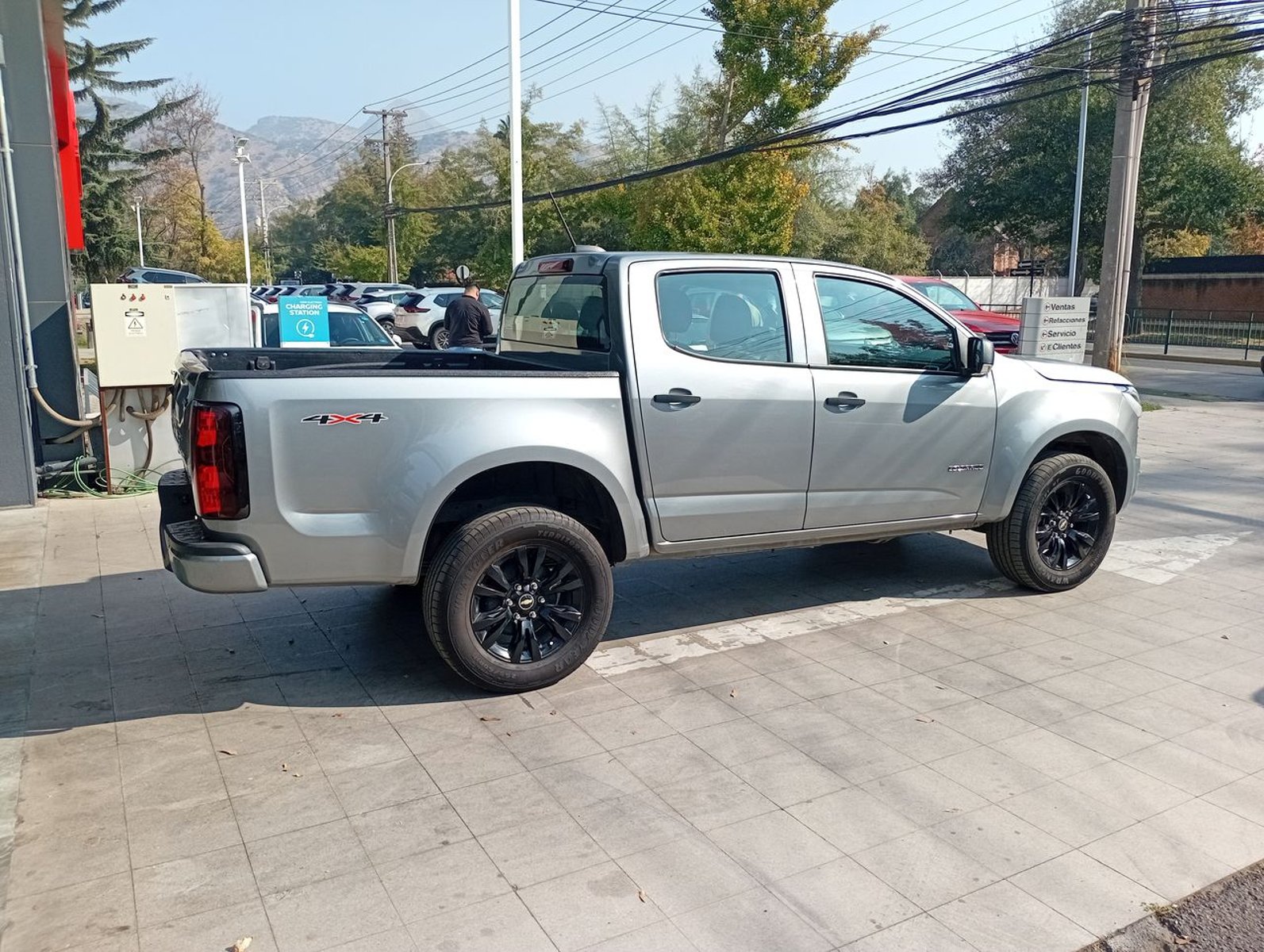 Chevrolet Colorado 2.8 Wt Diesel 4wd At 4p 2025 - Imagen 7 de 8