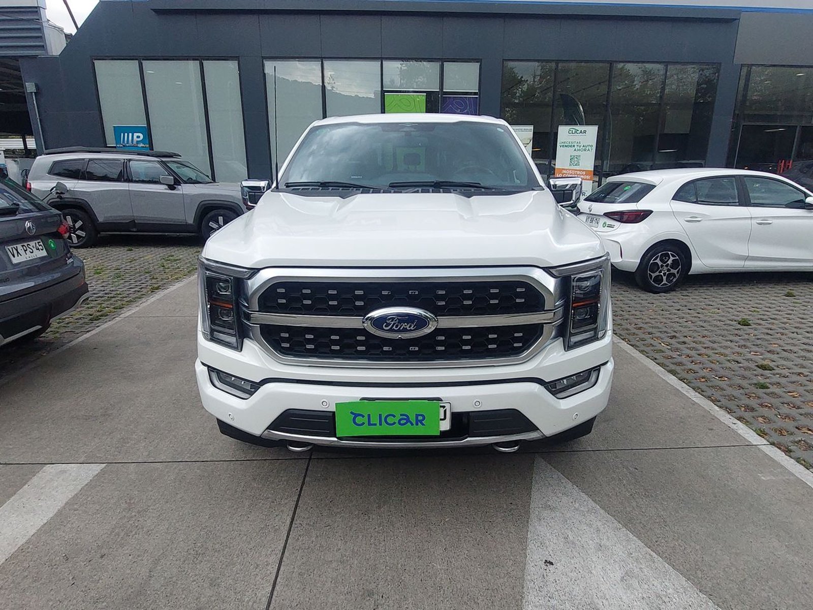 Ford F-150 3.5 Platinum Cc Dob. Cab. 4x4 At 4p 2024 - Foto 2 de 8