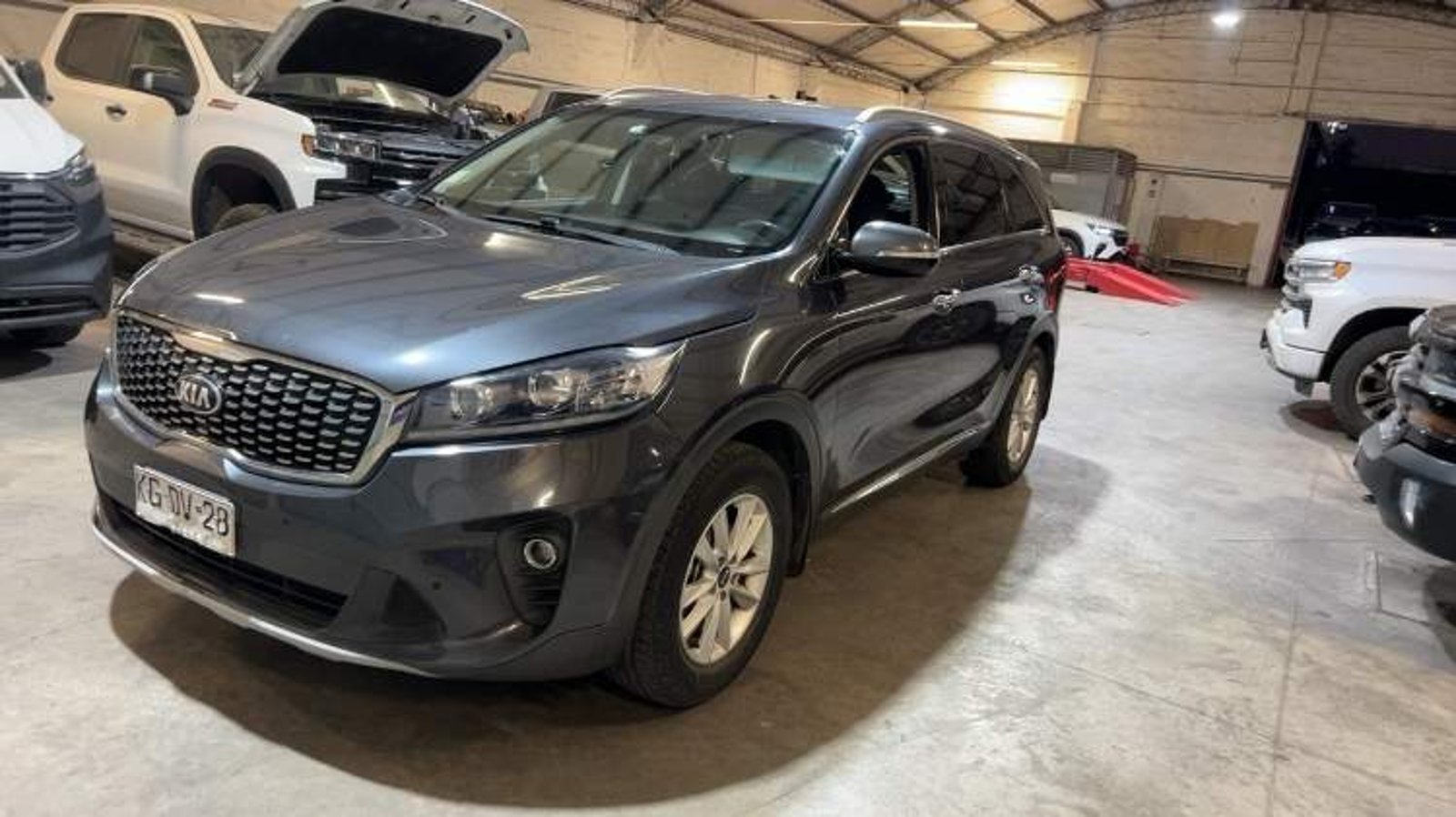 Kia Sorento 2.4 Ex 2wd 6mt 5p 2018 - Imagen 6 de 8