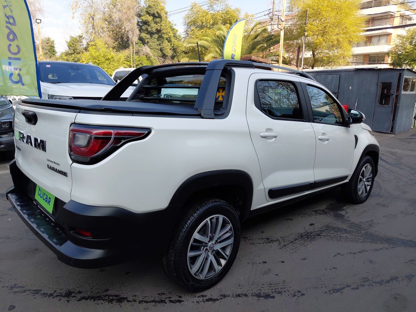 Ram 700 1.3 Laramie 4x2 Dob. Cab. Mt 4p 2022 - Imagen 7 de 8