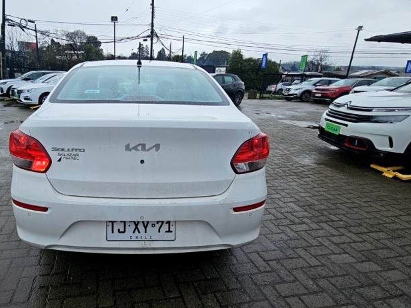 Kia Soluto 1.4 Ex Full 4x2 Srf Mt 4p 2024 - Foto 5 de 5