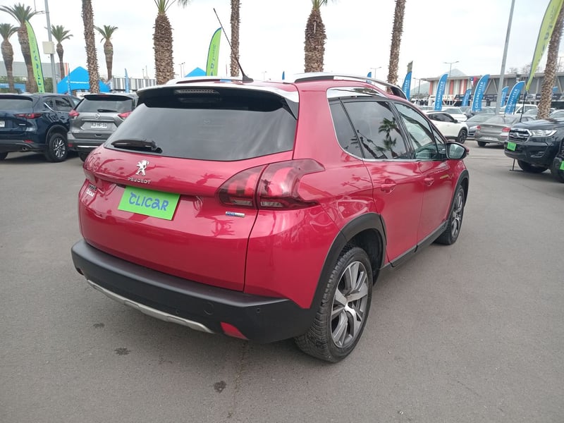 Peugeot 2008 1.2 Allure Pack Puretech 4x2 110hp Eat6 5p 2018 - Imagen 6 de 8