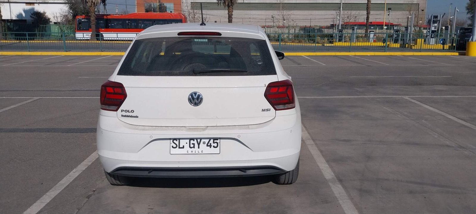 Volkswagen Polo 1.6 Comfortline 4x2 Mt5 5p 2023 - Foto 4 de 5