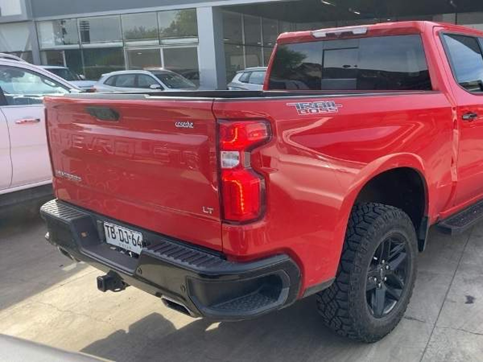 Chevrolet Silverado 5.3 Lt Trail Boss Z71 4x4 At 4p 2024 - Foto 4 de 5