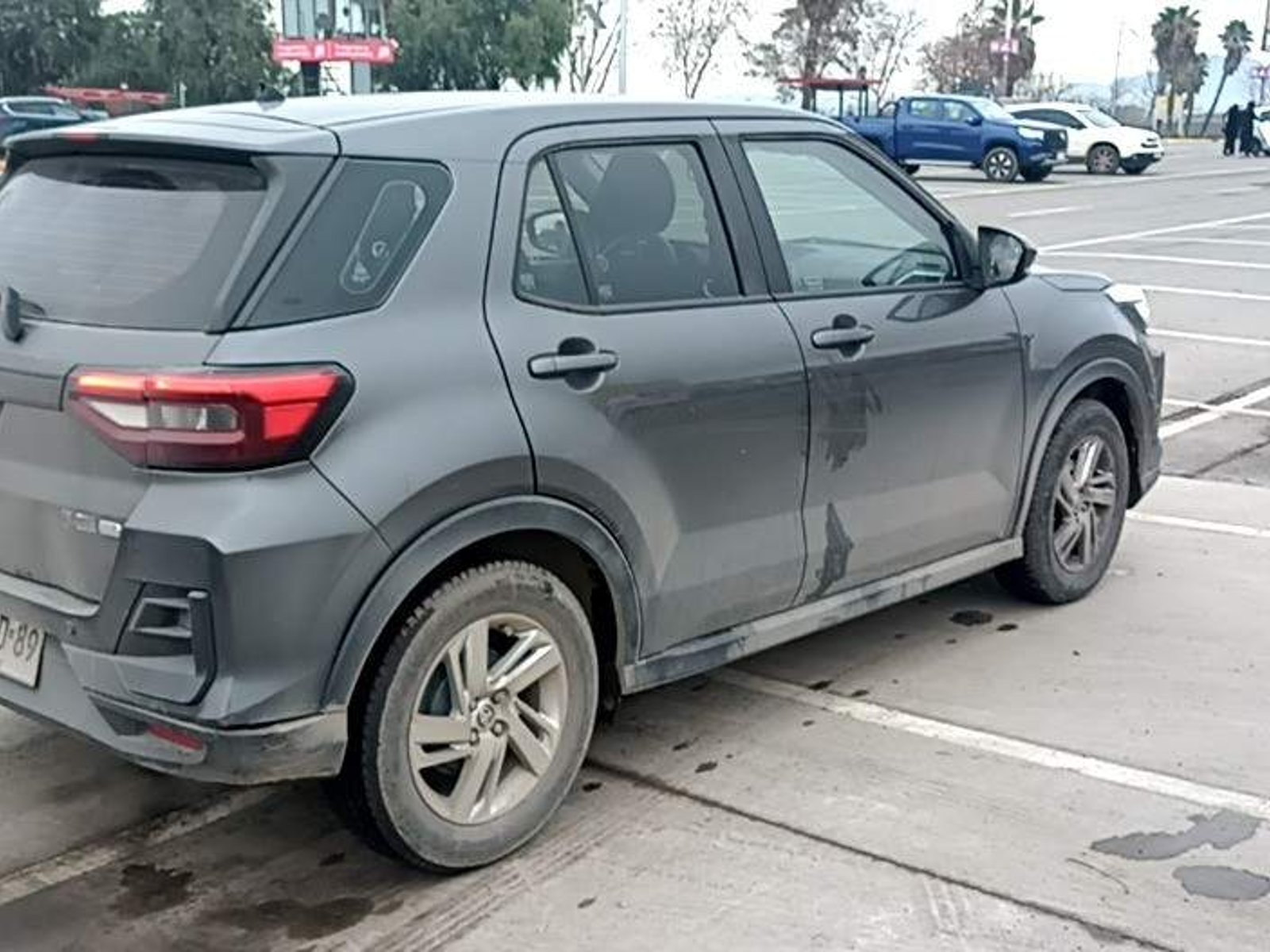Toyota Raize 1.2 E 4x2 Mt 5p 2022 - Foto 4 de 5