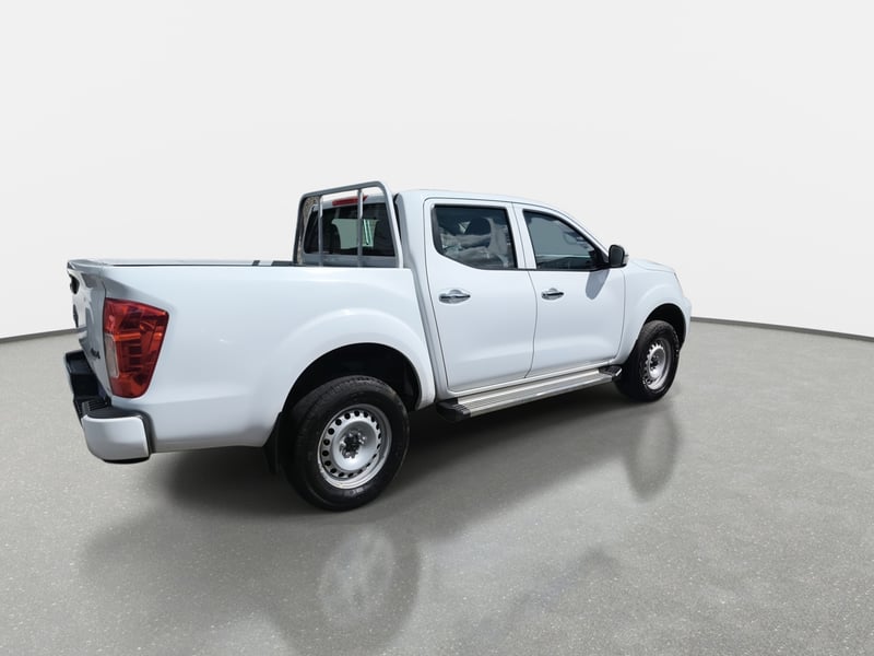 Nissan Navara 2.3d Se Diesel 4x4 Dob.cab. Mt 4p 2024 - Imagen 7 de 8