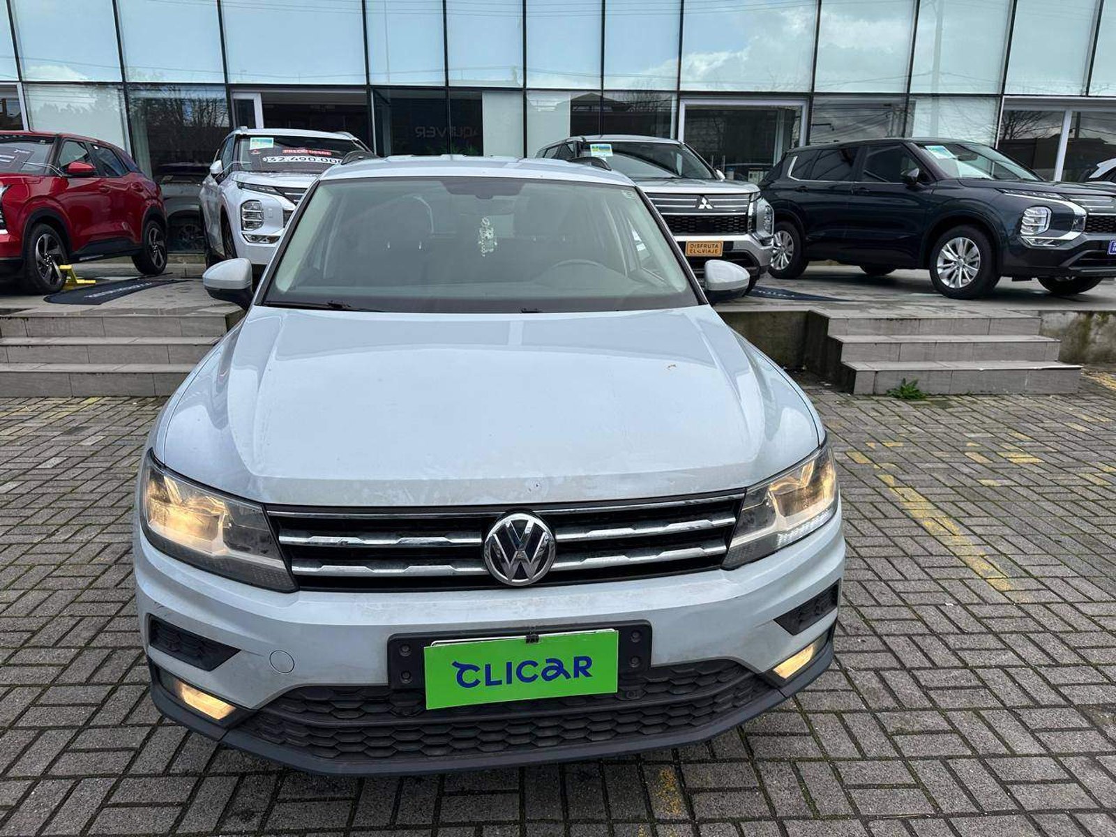 Volkswagen Tiguan 1.4 Tsi Comfortline 4x2 At 5p 2018 - Foto 2 de 5