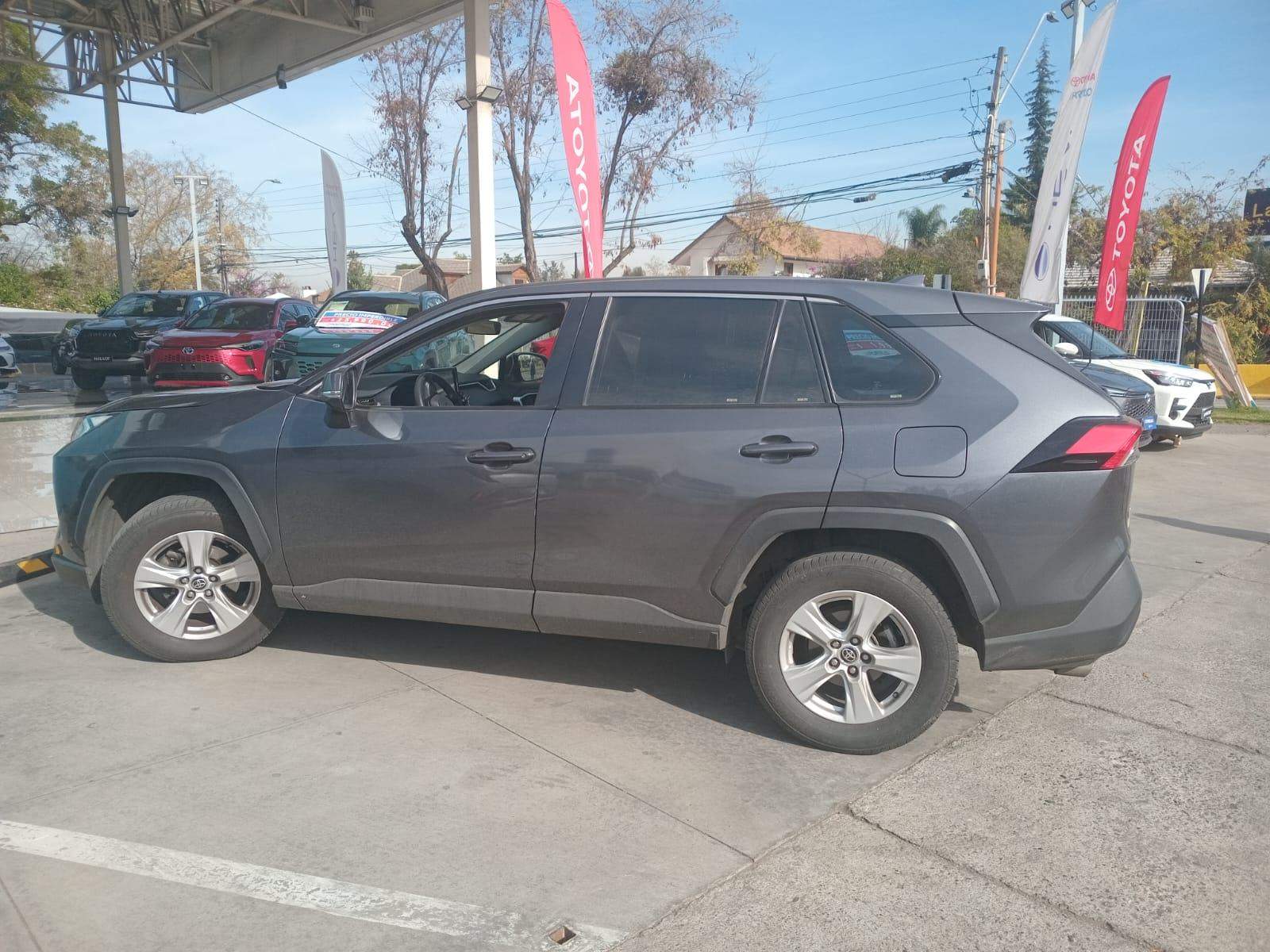 Toyota Rav 4 2.0 Le 4x2 Cvt At 5p 2022 - Imagen 8 de 8