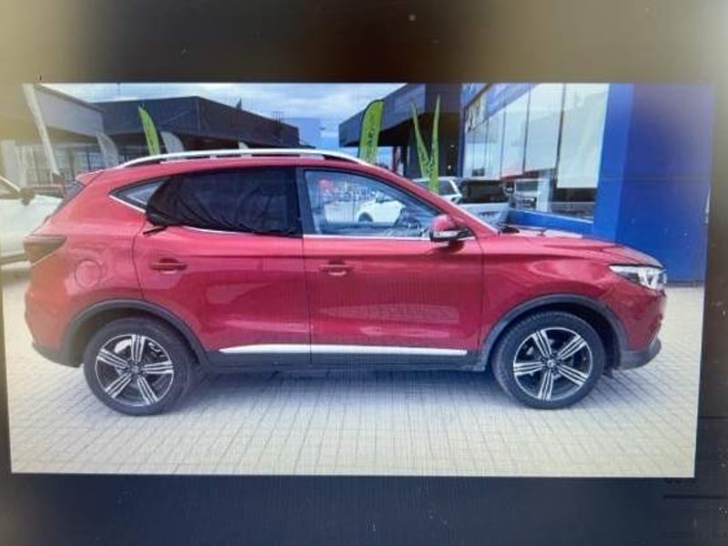 MG Mg Zs 1.5 Comfort 4x2 At 5p 2024 - Imagen 3 de 5