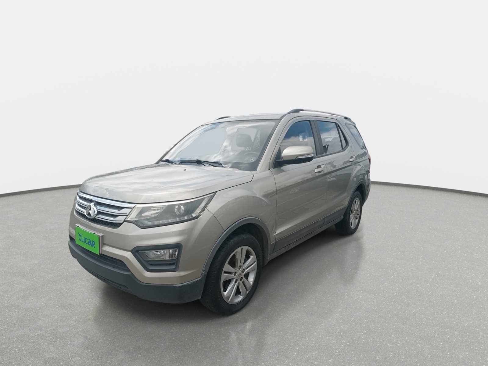 Changan Cx70 1.6 Comfort 4x2 Mt 5p 2020 - Foto 3 de 8