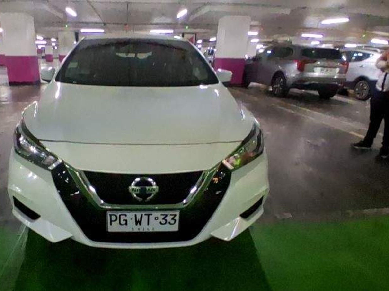 Nissan Versa 1.6 Sense 4x2 Mt 4p 2020 - Foto 2 de 5
