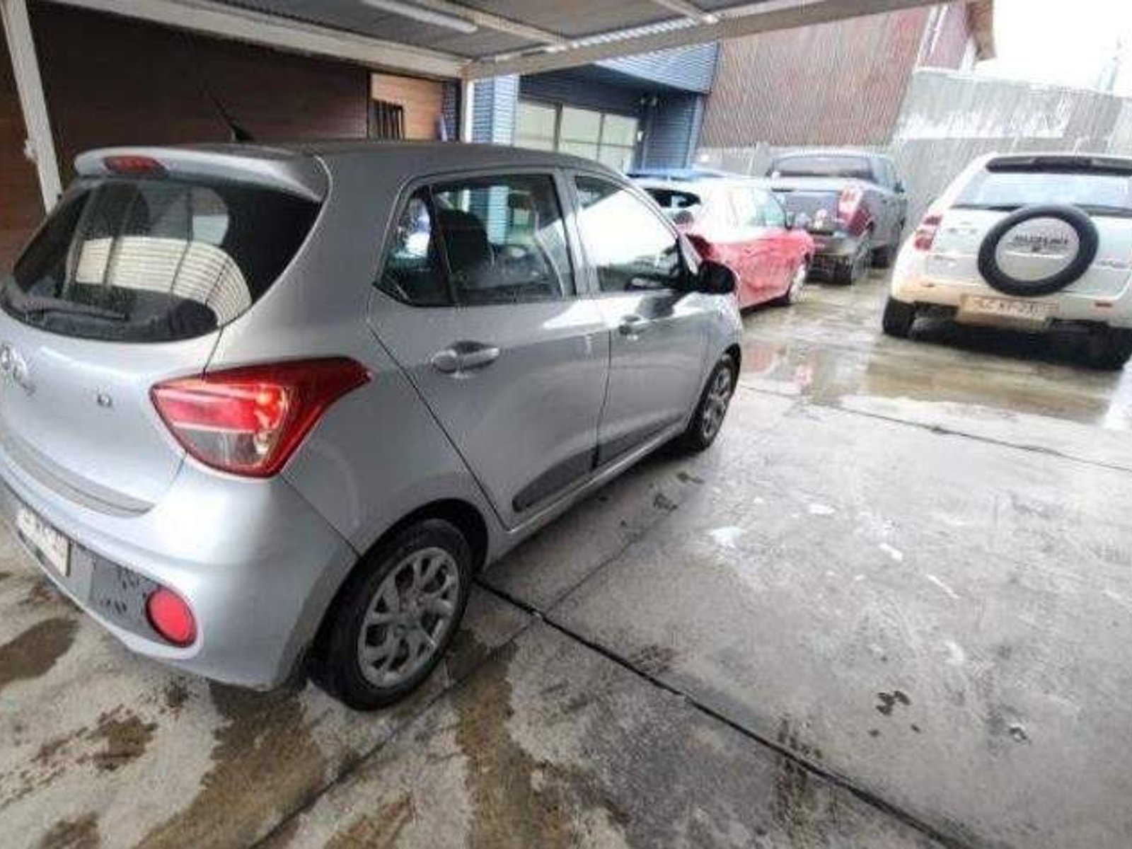 Hyundai Grand I10 1.2 Gls 4x2 Hb Ac 2ab Mt 5p 2020 - Foto 4 de 5