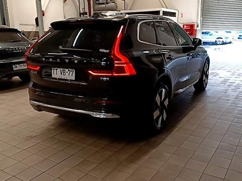 Volvo Xc60 2.0 T8 Recharge Ultimate Hybrid Awd At 5p 2025 - Imagen 4 de 5