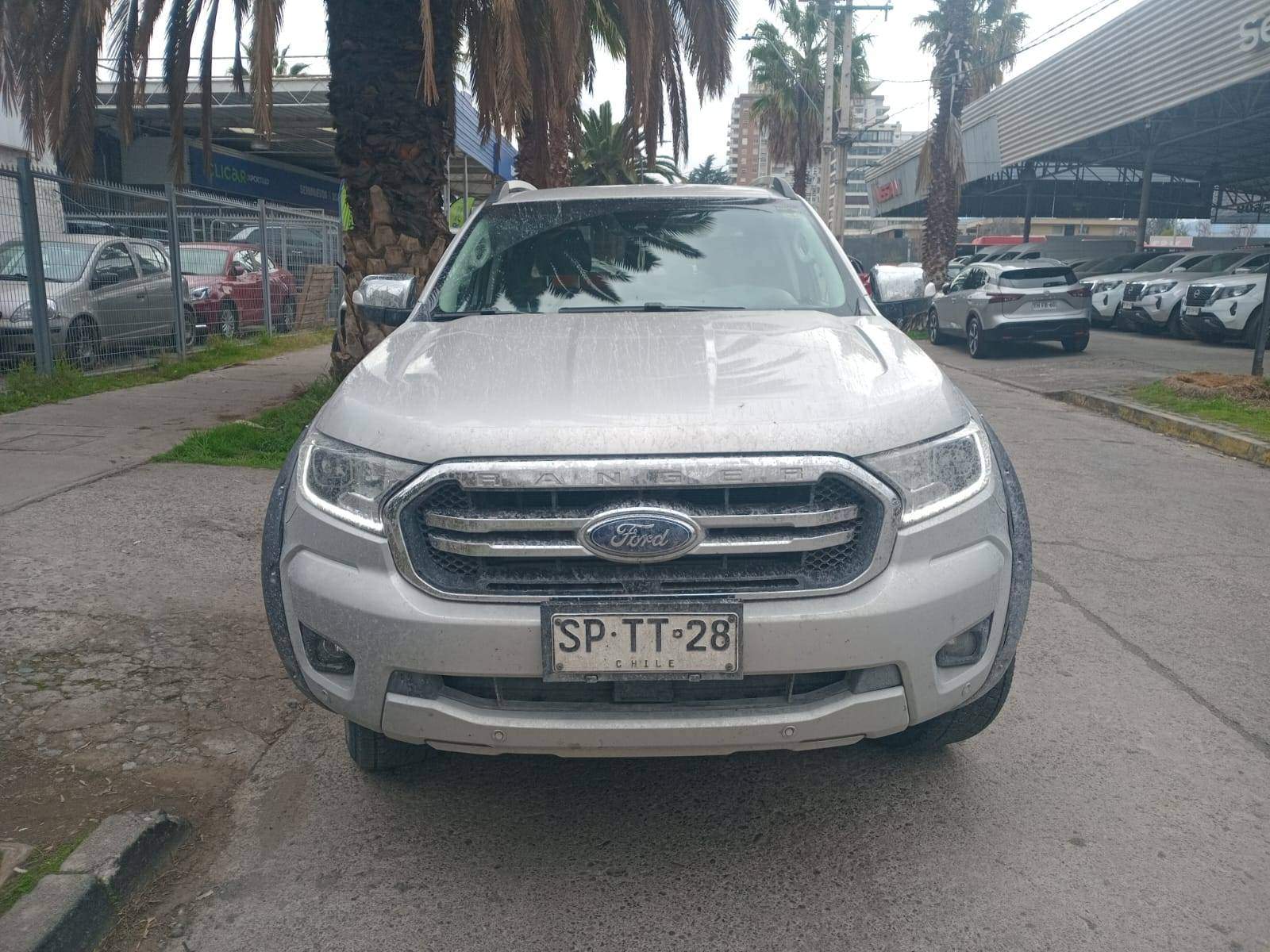 Ford Ranger 3.2 Ltd Euro 6 Diesel 4x4 Dob. Cab. At 4p 2023 - Foto 2 de 5