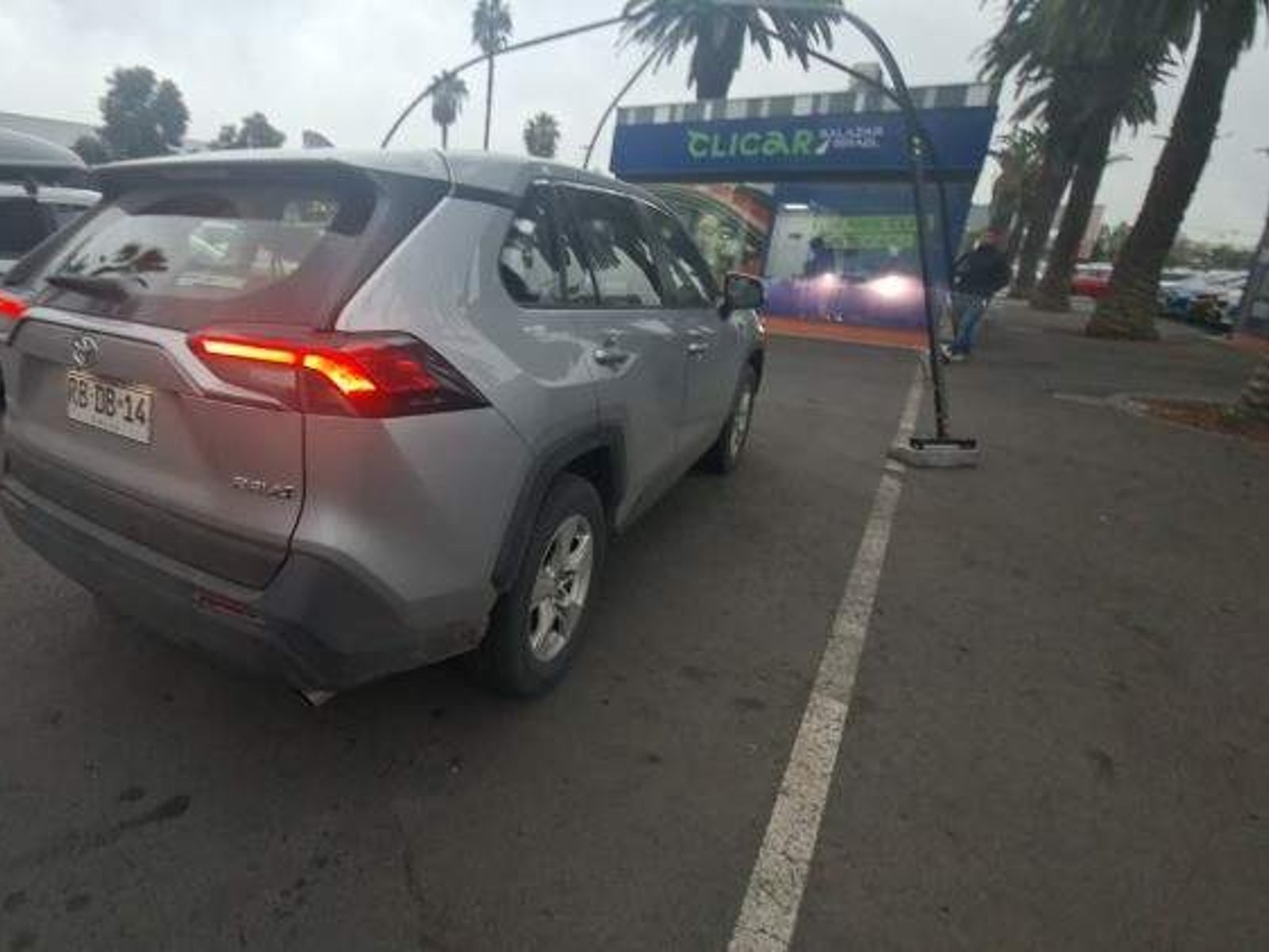 Toyota Rav 4 2.0 Le 4x2 Cvt At 5p 2021 - Foto 4 de 5