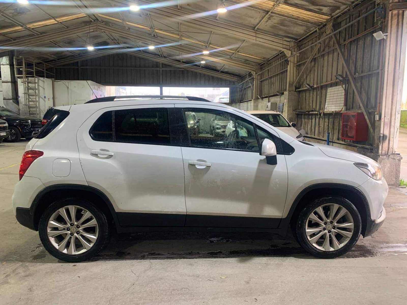Chevrolet Tracker 1.8 Ls Fwd E5 Mt 5p 2019 - Foto 3 de 5
