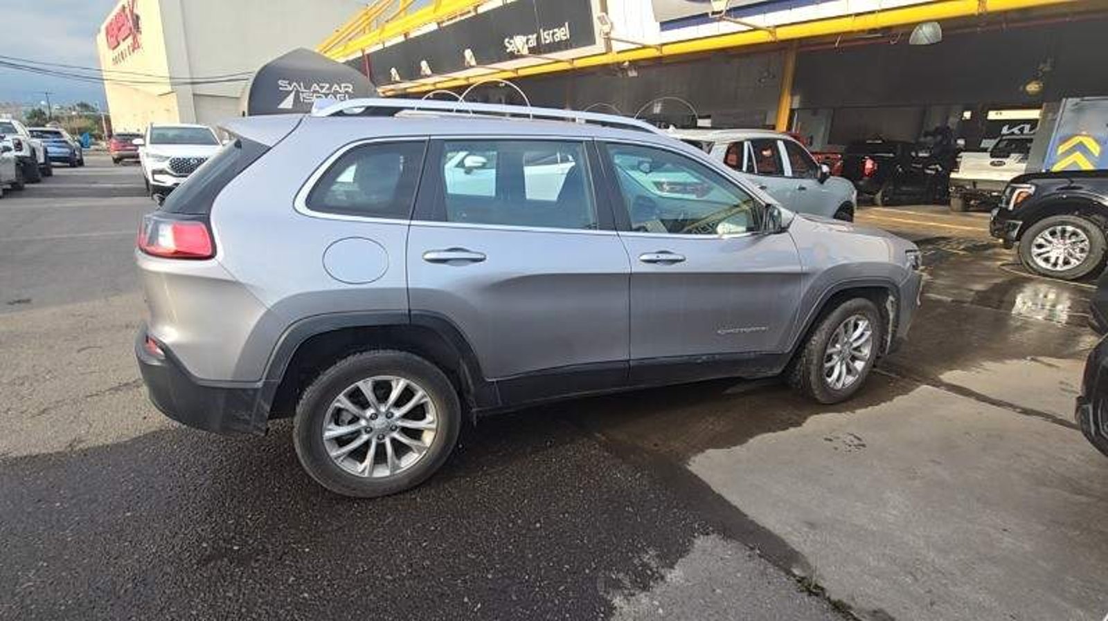 Jeep Cherokee 2.4 Longitude 4x2 At 5p 2020 - Imagen 3 de 5