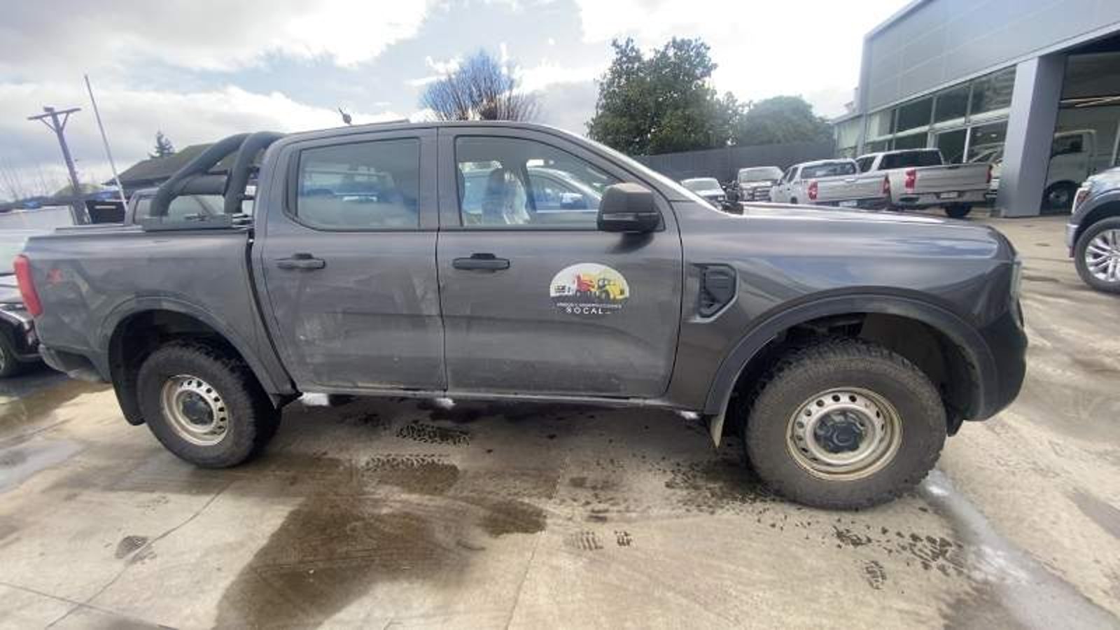Ford Ranger 2.0 Xl Diesel 4x4 Dob. Cab. Mt 4p 2025 - Imagen 3 de 5