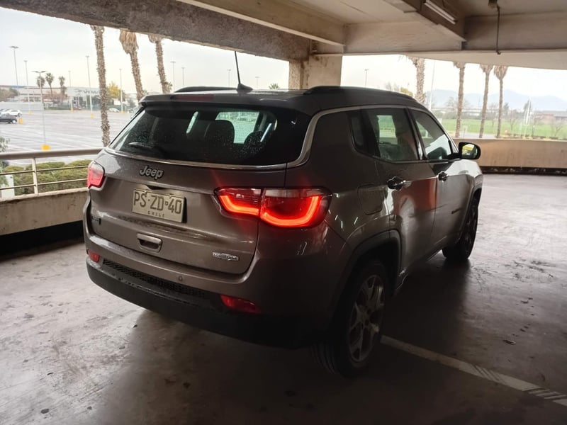 Jeep Compass 2.4 Longitude 4x2 Radio 7 At 5p 2021 - Imagen 4 de 5