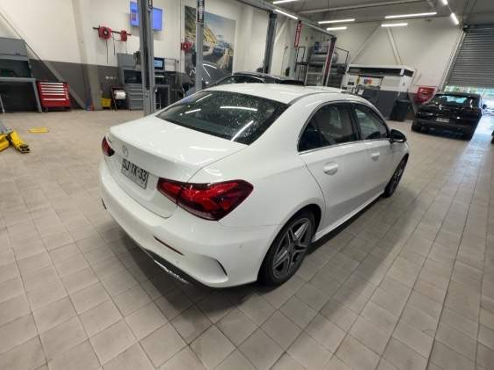 Mercedes-Benz A 200 1.3 Amg Line 4x2 Sedan At 4p 2023 - Foto 4 de 5