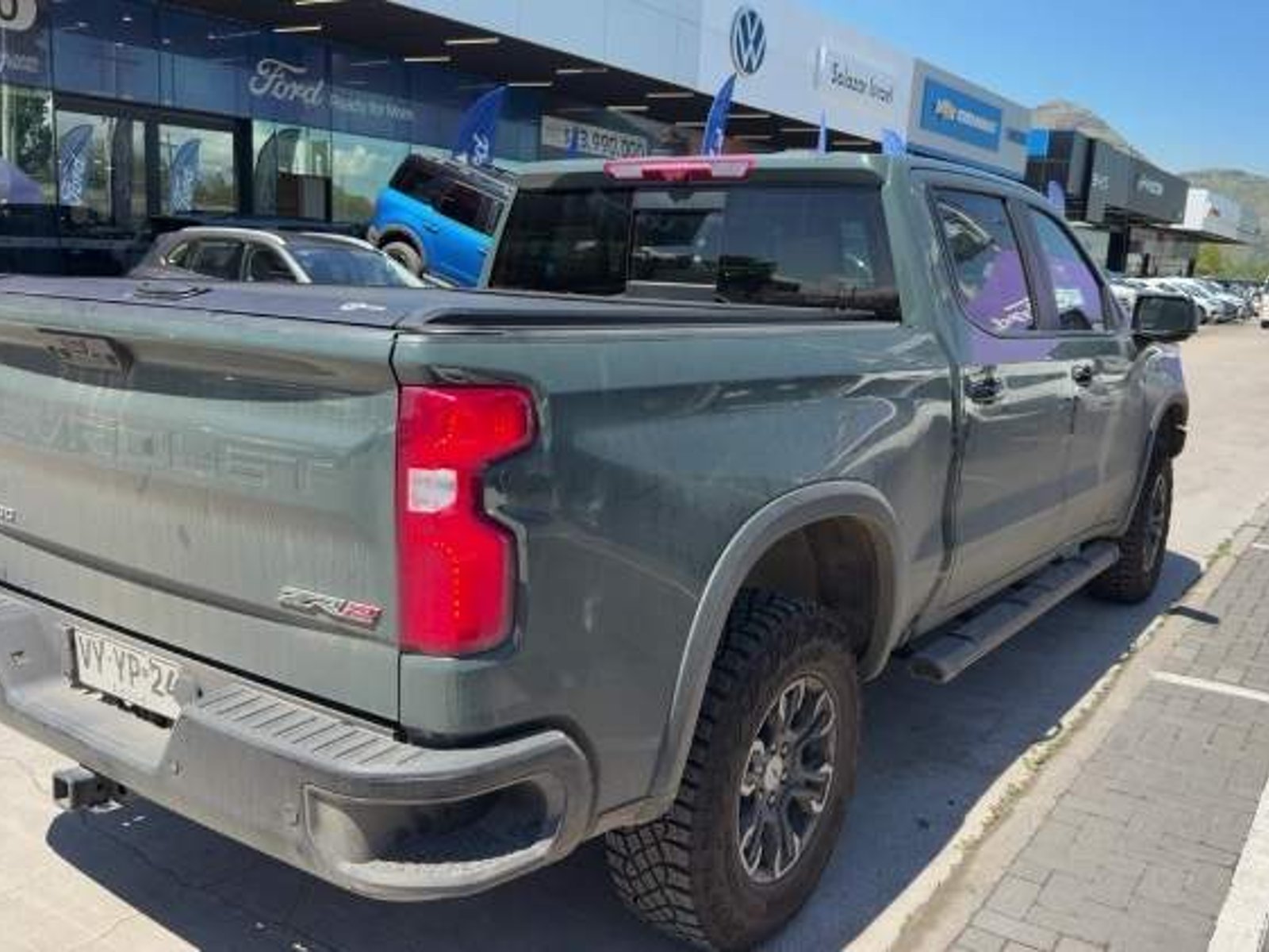 Chevrolet Silverado 6.2 Zr2 R 4x4 At 4p 2026 - Foto 4 de 5