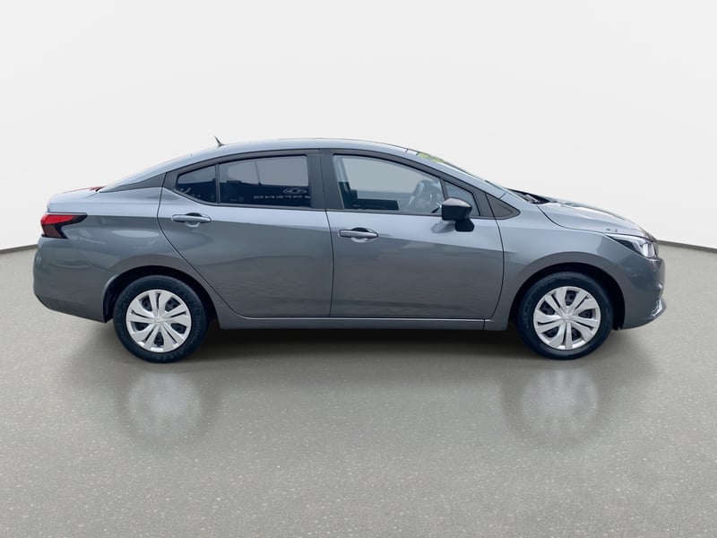 Nissan Versa 1.6 Sense 4x2 Mt 4p 2023 - Imagen 8 de 8