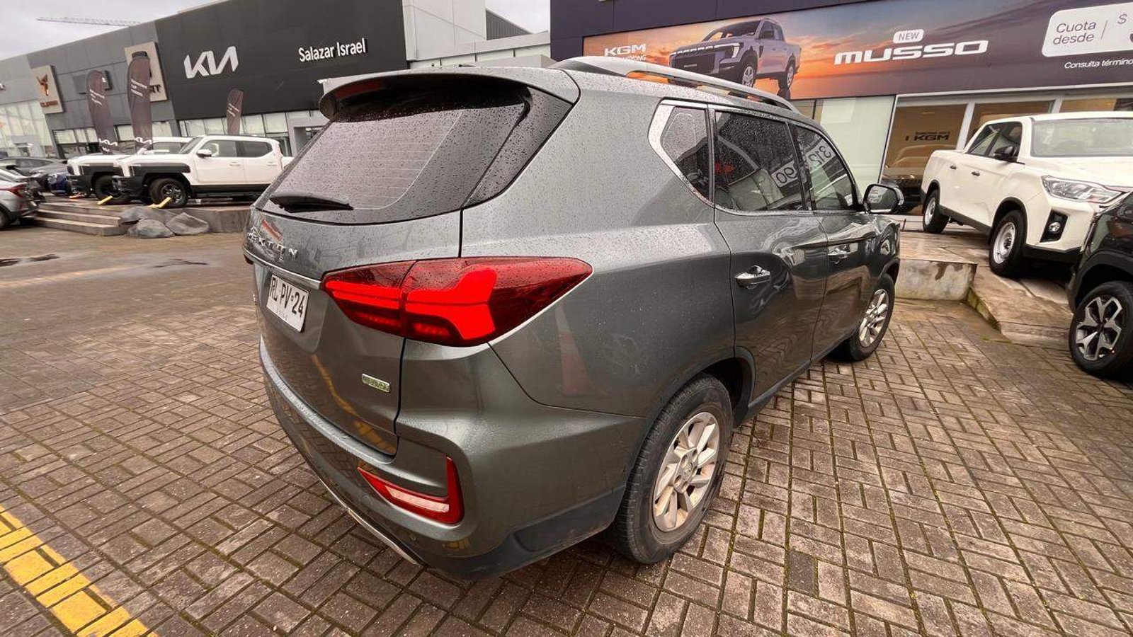SsangYong Rexton 2.2t Lx Diesel 4x2 2ab 8at 5p 2022 - Imagen 4 de 5