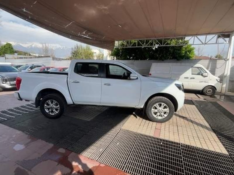 Nissan Navara 2.3d Xe Diesel 4x4 Dob.cab. At 4p 2023 - Imagen 3 de 5
