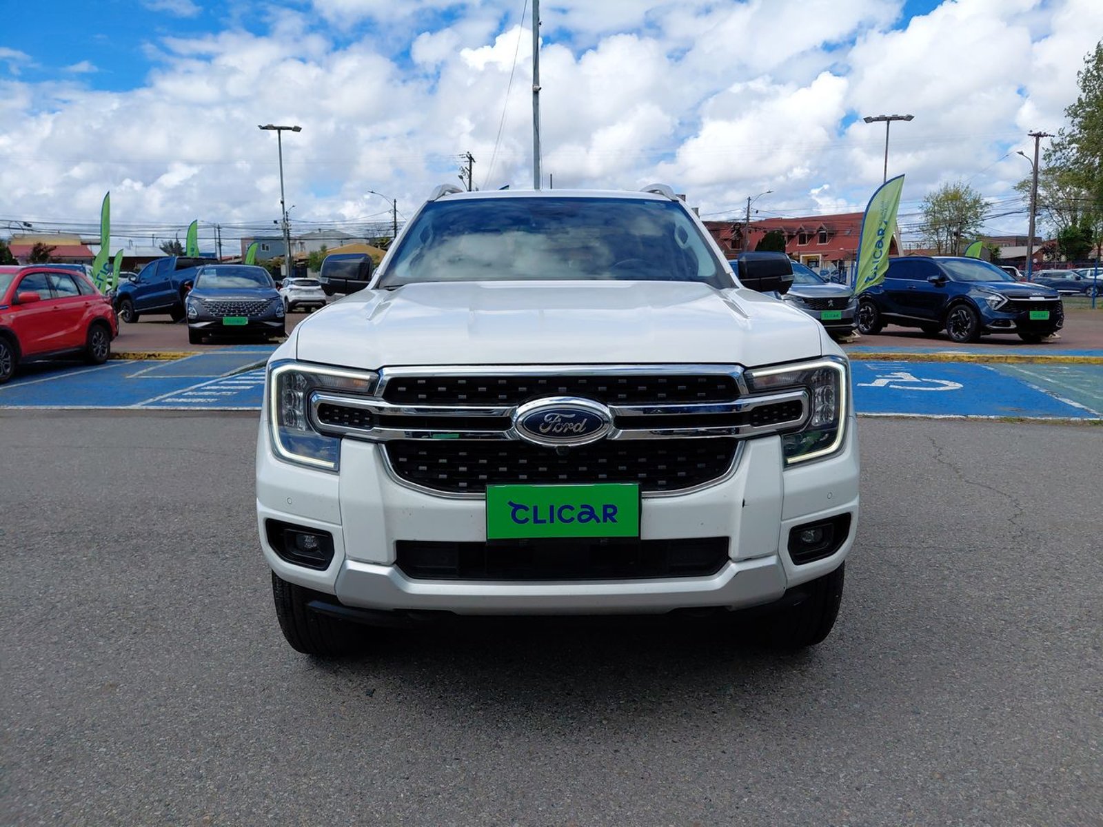 Ford Ranger 3.0 Ltd Diesel 4x4 Dob. Cab. At 4p 2025 - Foto 2 de 8