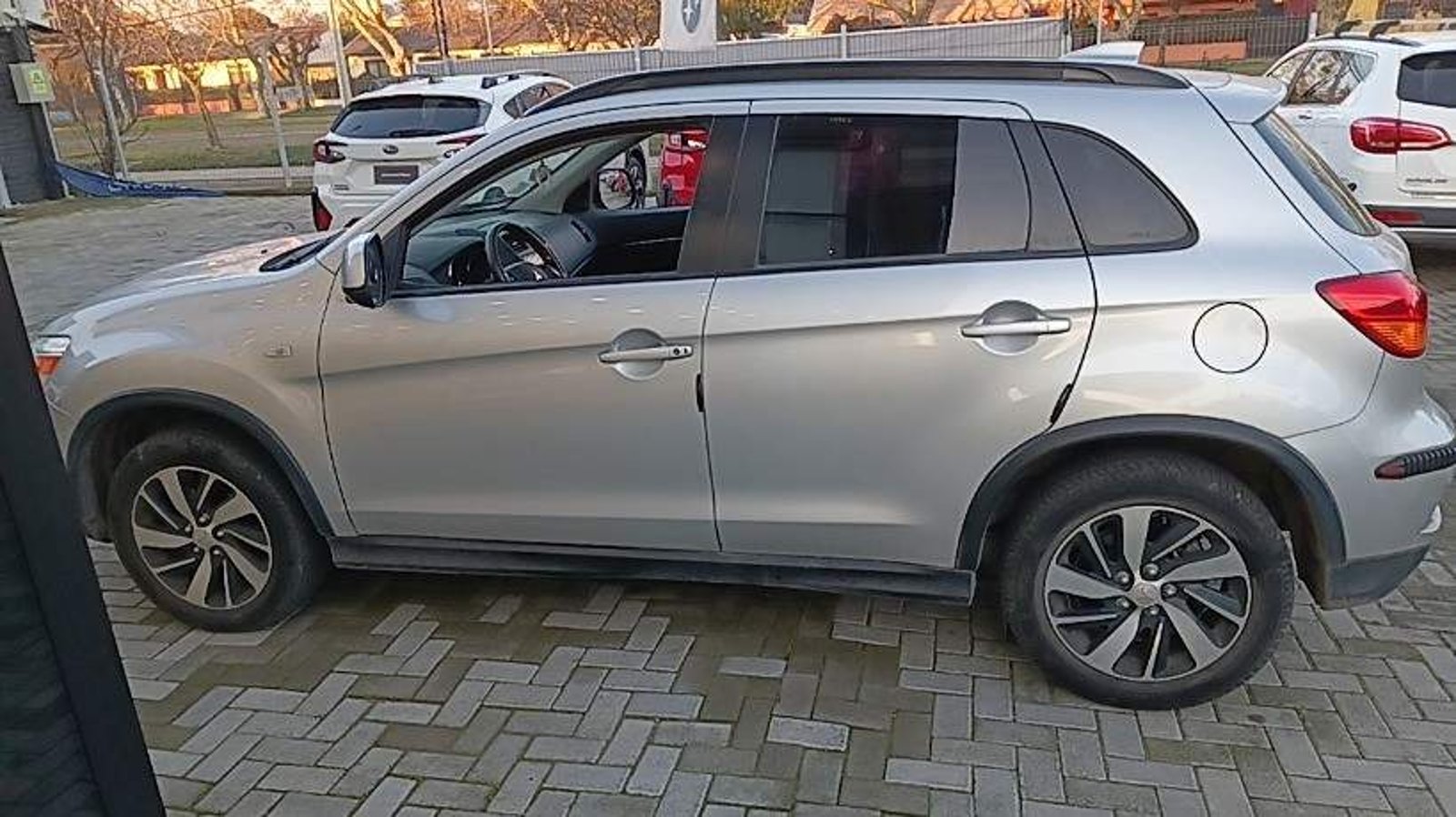 Mitsubishi Asx 1.6 4x2 Mt 5p 2020 - Imagen 8 de 8