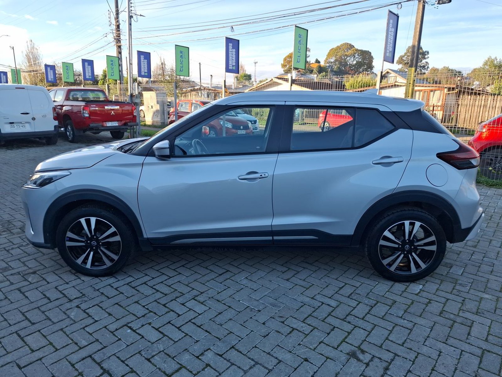Nissan Kicks 1.6 Advance 4x2 Mt 5p 2023 - Foto 4 de 8