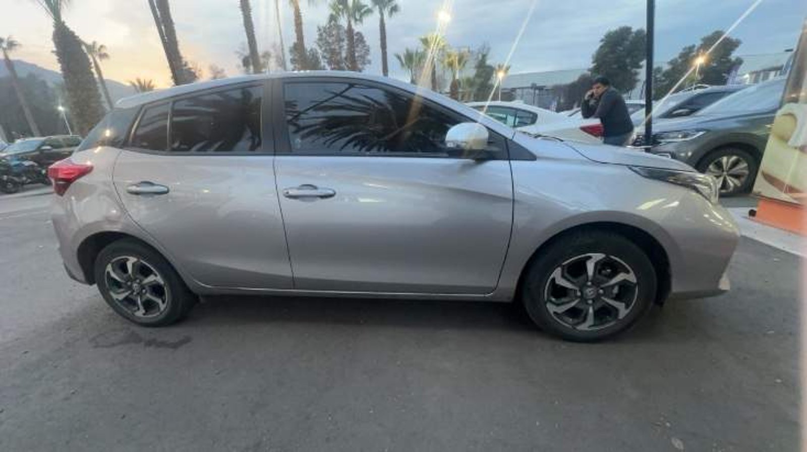 Toyota Yaris 1.5 Sport 4x2 Hb Mt 5p 2024 - Imagen 3 de 5