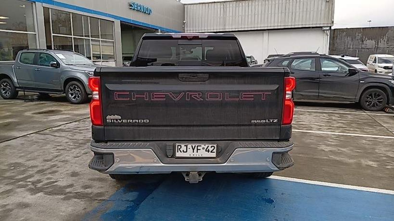 Chevrolet Silverado 5.3 Ltz 4x2 At 4p 2022 - Imagen 5 de 5