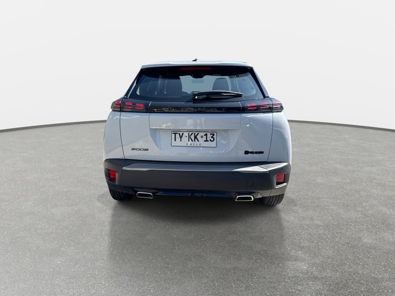 Peugeot 2008 1.2 Active Pack Puretech 130hp 4x2 Mt 5p 2025 - Imagen 6 de 8