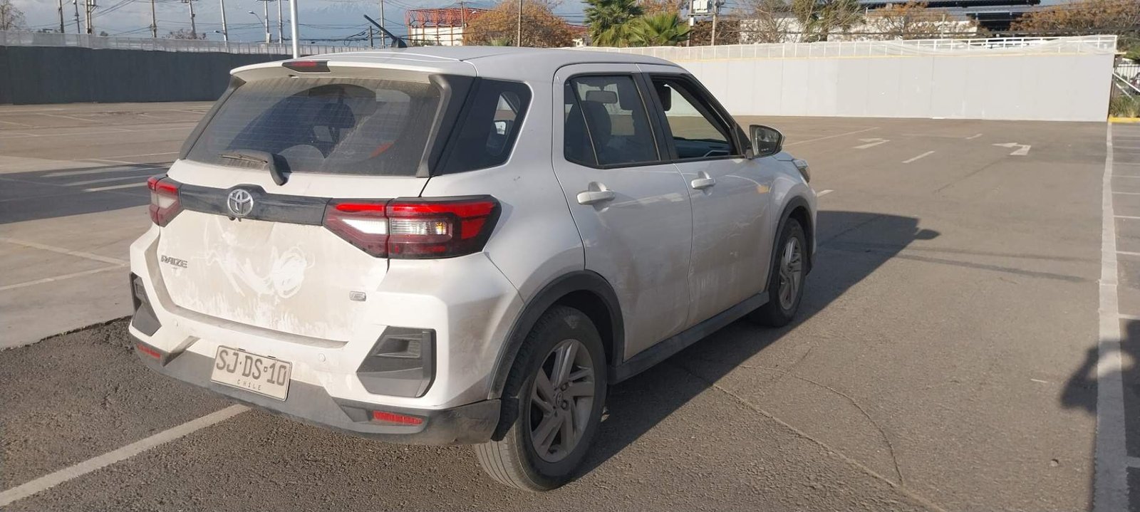 Toyota Raize 1.2 E 4x2 At 5p 2023 - Imagen 4 de 5