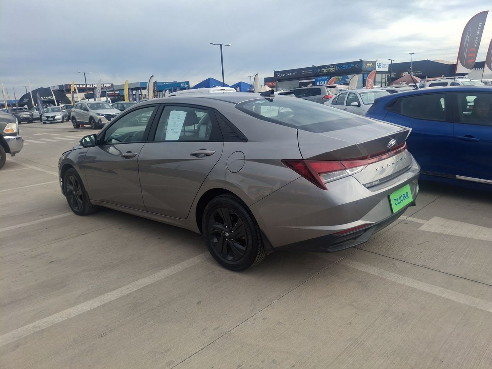 Hyundai Elantra 1.6 Cn7 Plus 4x2 Mt 4p 2024 - Foto 5 de 8