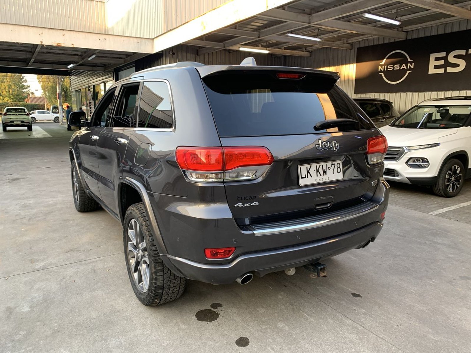 Jeep Grand Cherokee 5.7 Overland 4x4 At 5p 2019 - Imagen 8 de 8