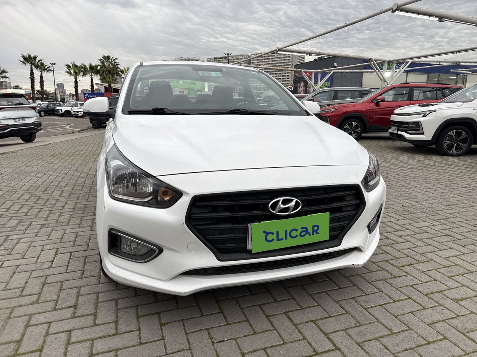 Hyundai Verna 1.4 Cb Plus 4x2 Mt5 4p 2021 - Foto 2 de 8