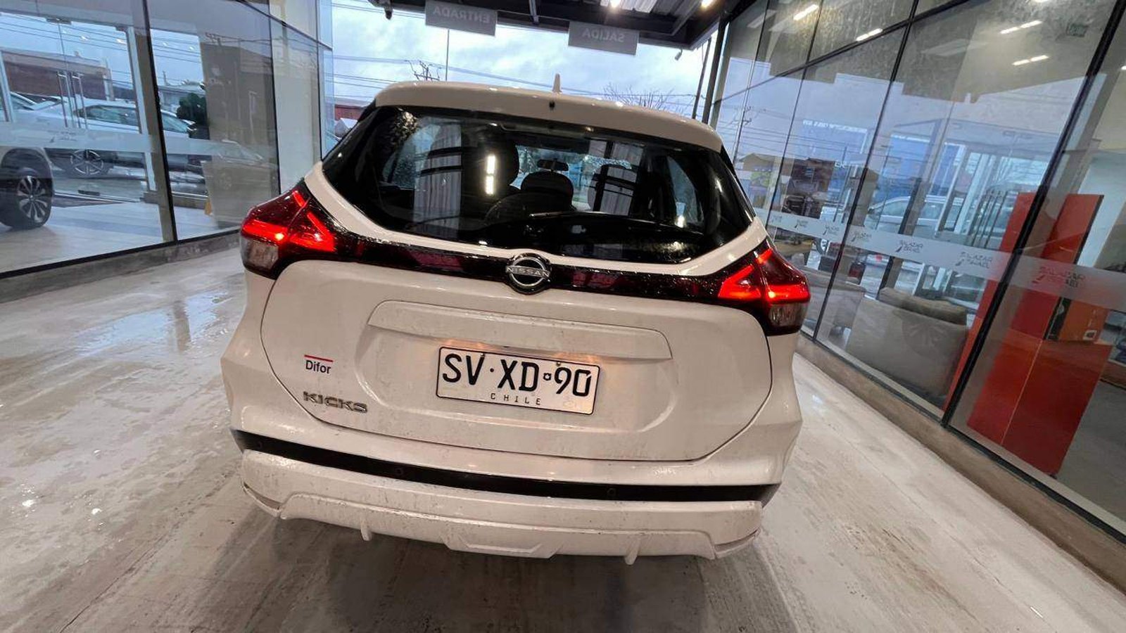 Nissan Kicks 1.6 Advance 4x2 Mt 5p 2023 - Imagen 5 de 5