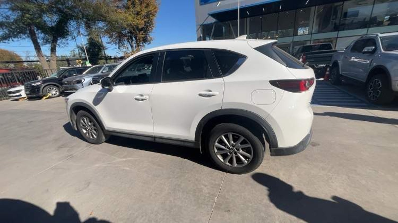 Mazda Cx-5 2.0 R Car Audio 4x2 6at 5p 2022 - Imagen 8 de 8